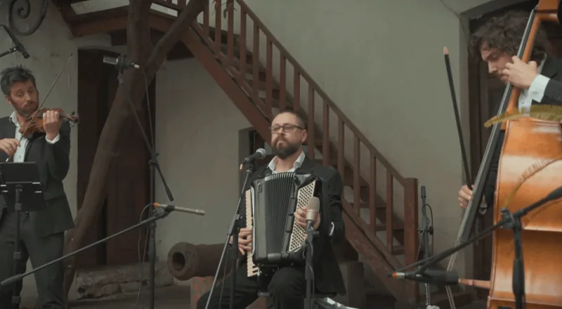 Pablo Machado Trio